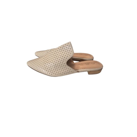 Mi.Im Perforated Beige Pointed Toe Mules Size 9 - Picture 1 of 5